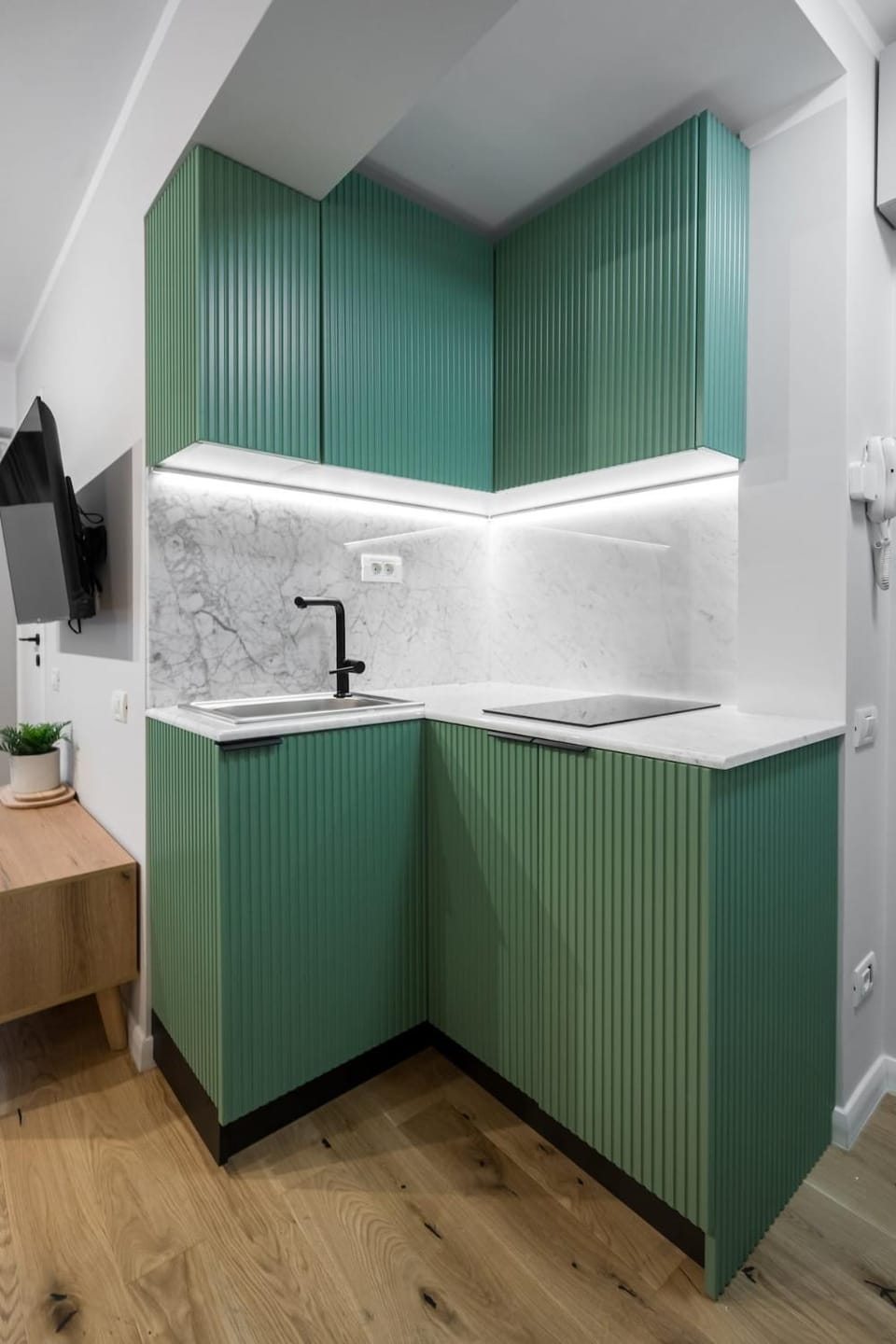 Cosy Stylish Studio - City Center Apartment in Bucharest