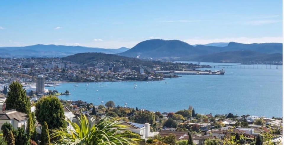 Nearby landmark, Bird's eye view, City view, Sea view