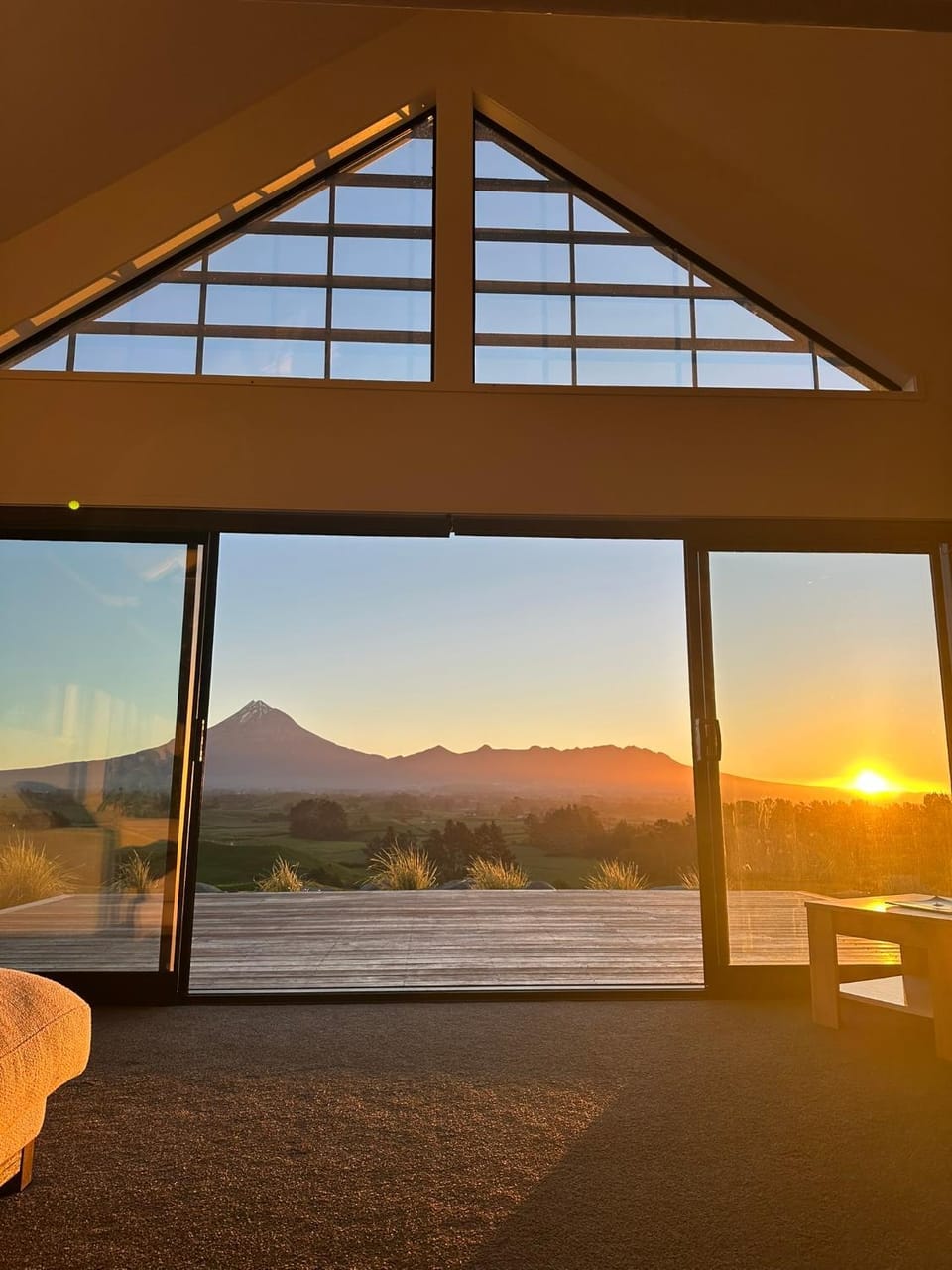 Views on King House in Taranaki, New Zealand