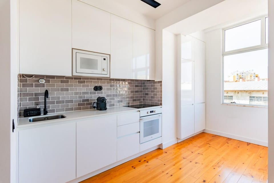 Urban Haven a 2BR Modern Retreat Apartment in Lisbon