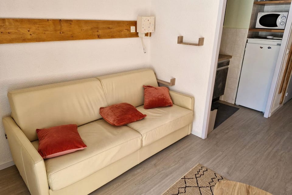Cozy T1 with balcony on the snow front Apartment in Les Deux Alpes