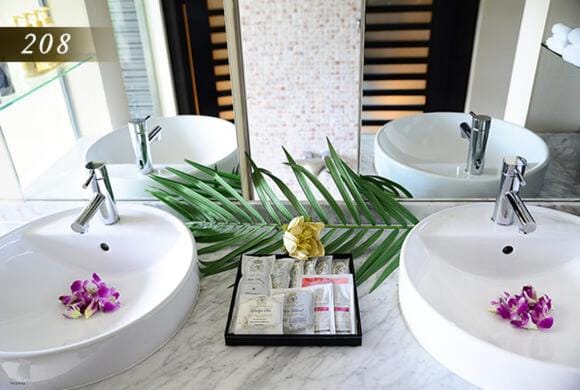 Shower, Bathroom, Bath, towels