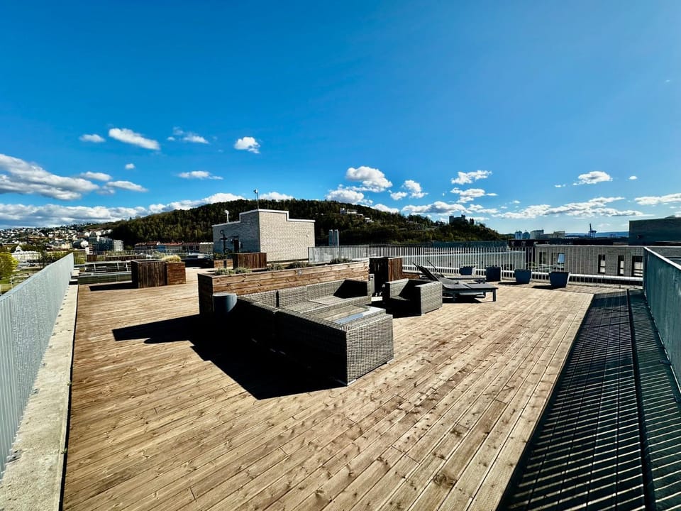 Balcony/Terrace, sunbed