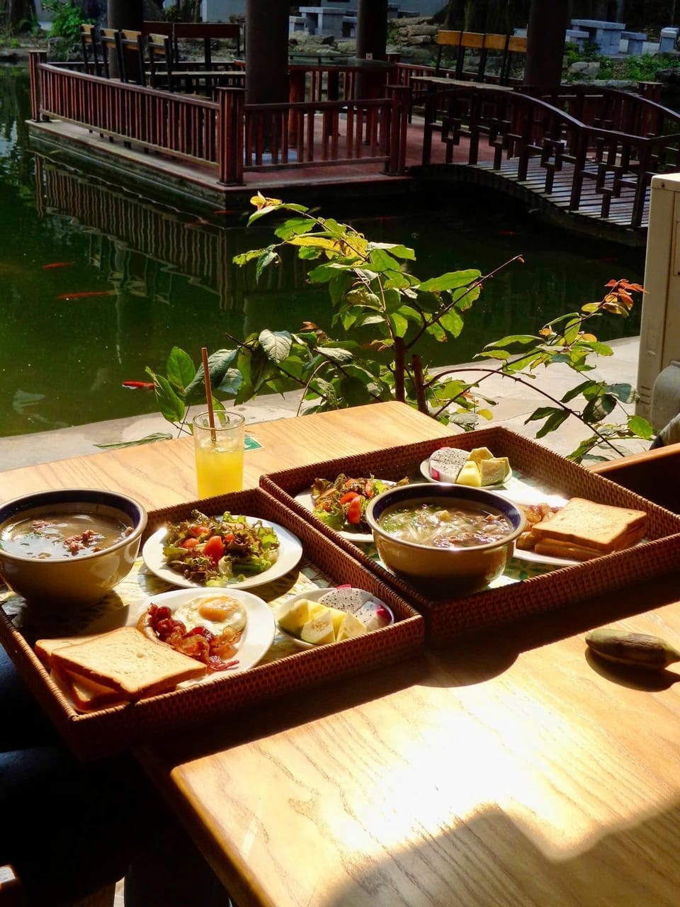 Restaurant/places to eat, Food and drinks, Breakfast, Breakfast