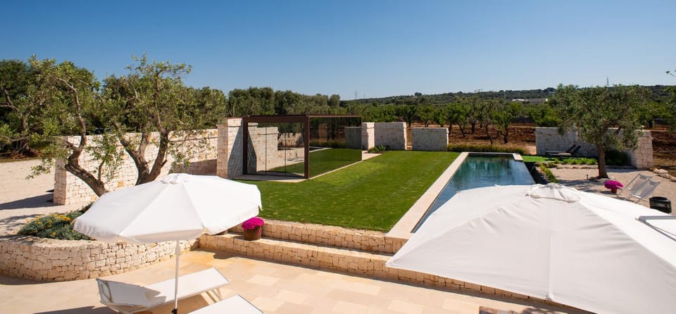 Garden, Garden view, Pool view, Swimming pool, sunbed