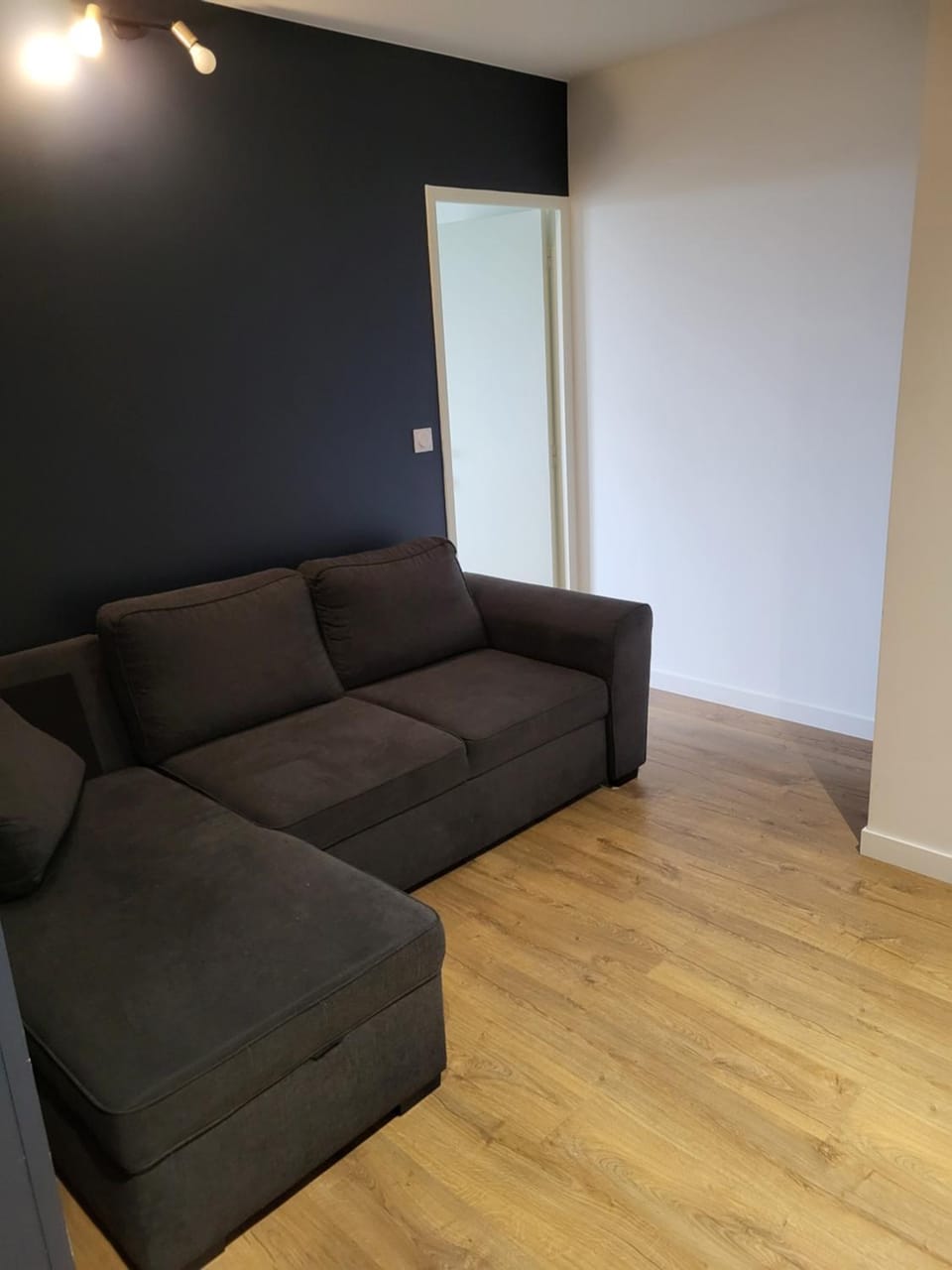 Chambre privée dans un appartement en colocation proche groupama stadium, ldlc arena,aéroport,euroxpo Apartment in Vaulx-en-Velin