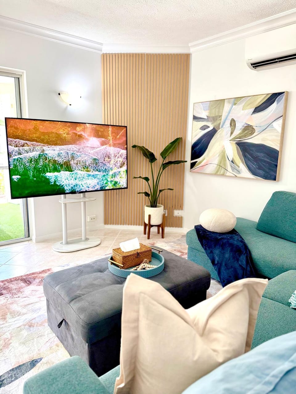 TV and multimedia, Living room