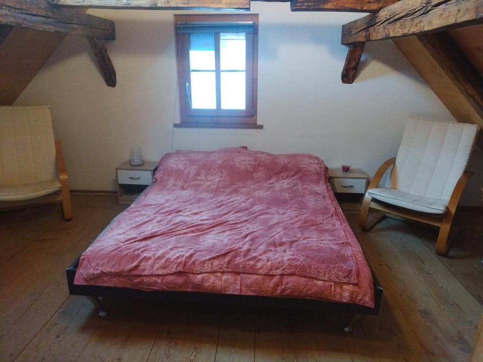 Gurten Galerie Zimmer CLOSE Apartment in City of Bern