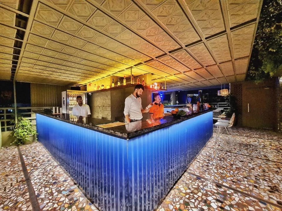 Property building, Restaurant/places to eat, Lounge or bar