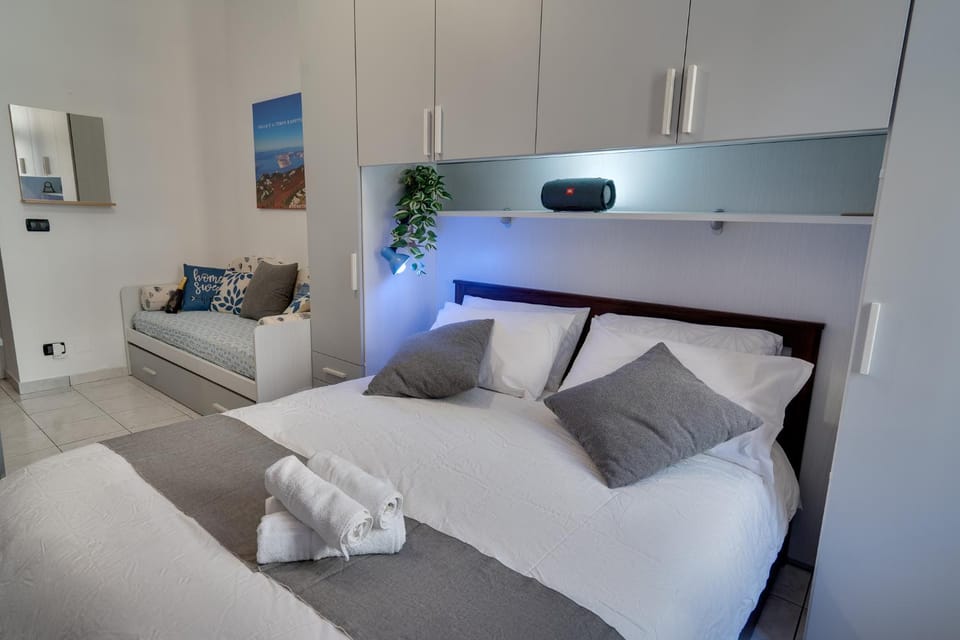 Piazza Unità 15 min walk - Design, Netflix e Wifi Vacation rental in Trieste