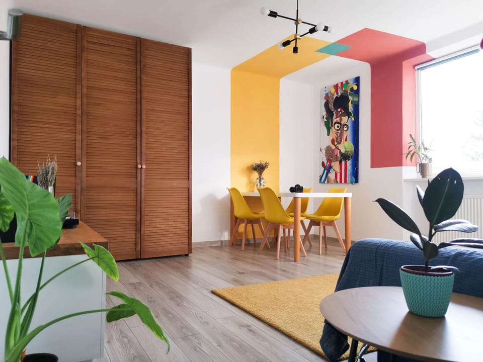 Living room, Seating area, Dining area, wardrobe