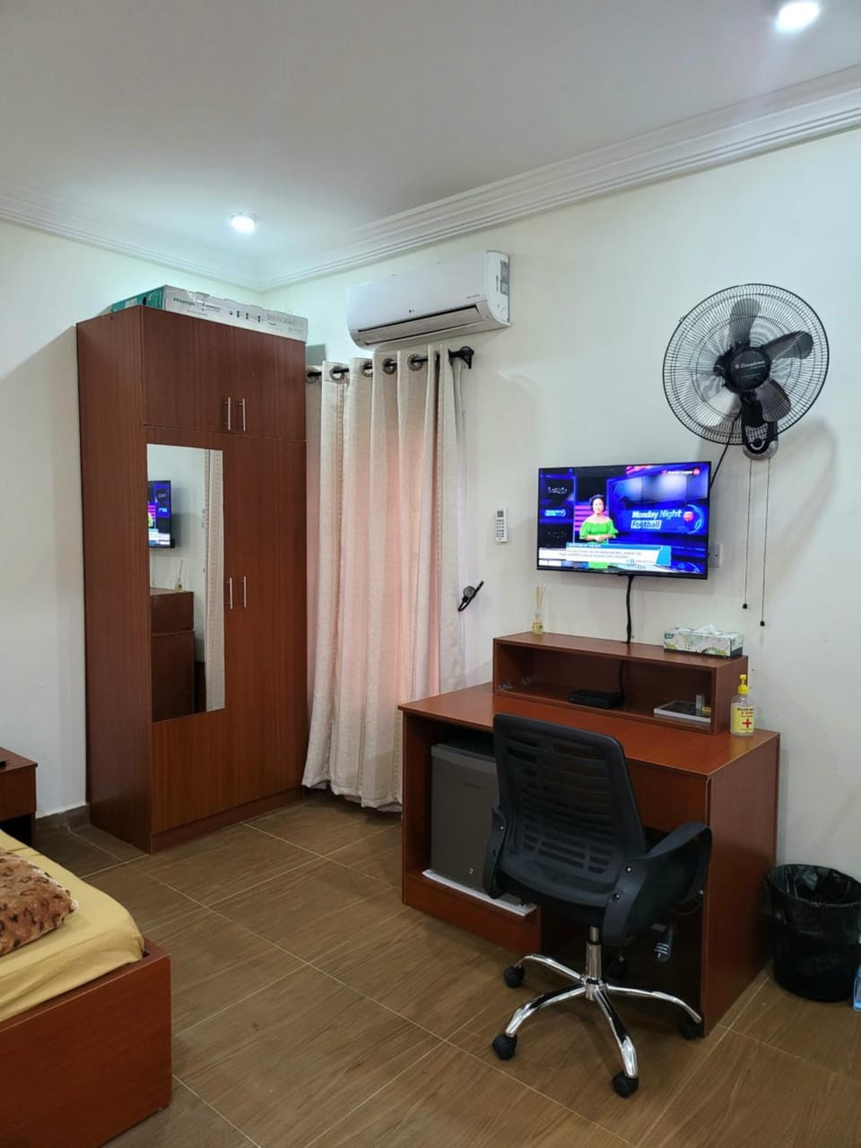 BDA Apartments - PlayStation 4, Fast Wi-Fi, Netflix, kitchen, Supermarket, Daily Housekeeping Apartment in Abuja
