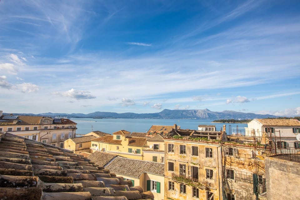 View (from property/room), City view, Landmark view, Sea view