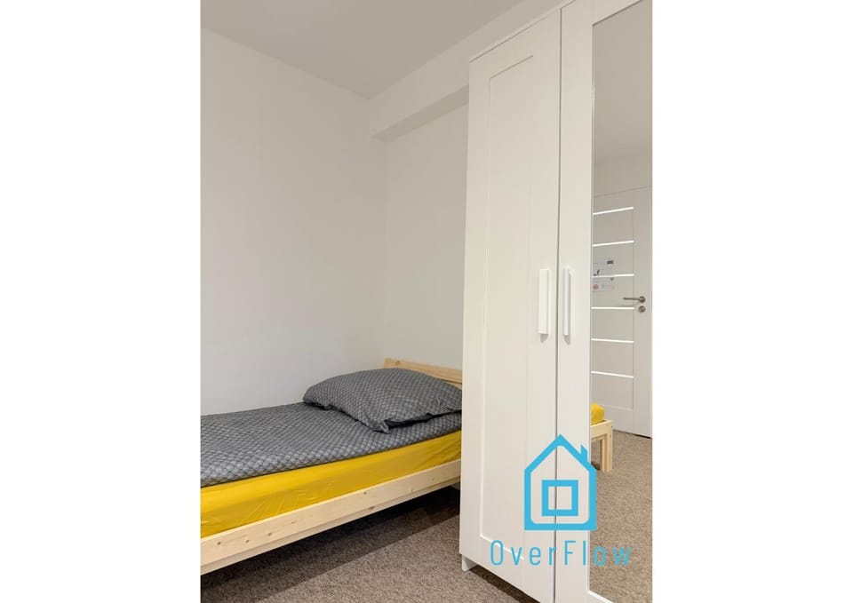 Sandcastle Room - 1 km to Baltic Sea & 15 Minutes to Gdańsk Old Town Vacation rental in Gdansk