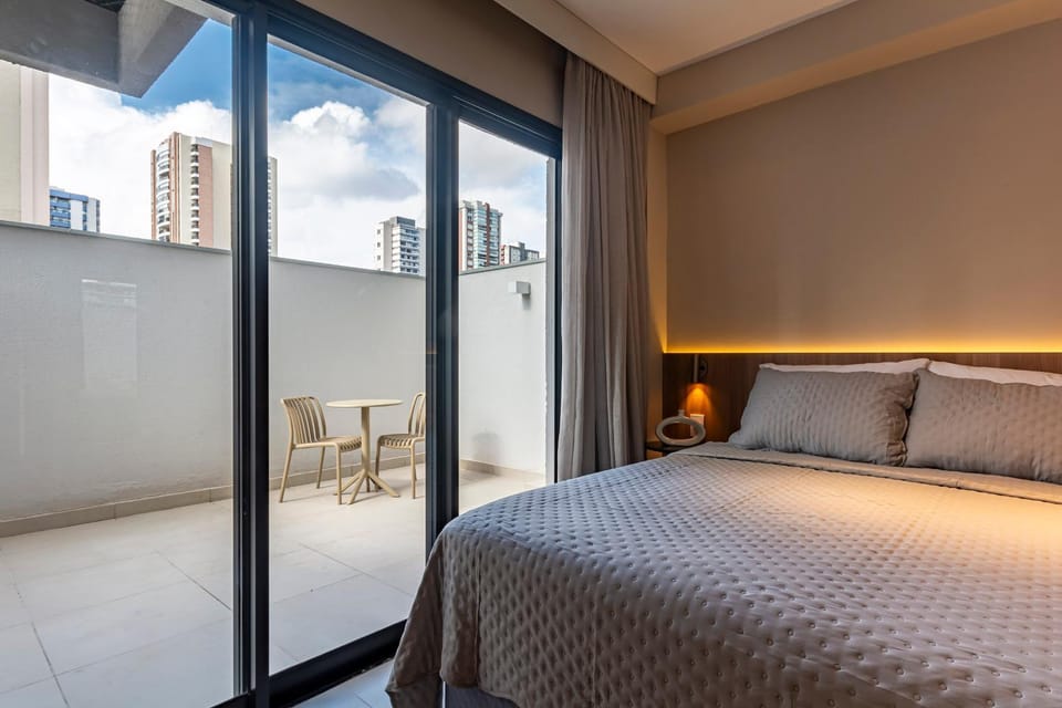 Bed, Balcony/Terrace, Photo of the whole room, Bedroom