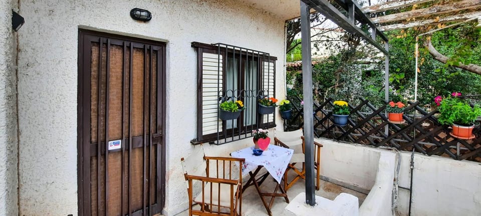 Property building, Balcony/Terrace