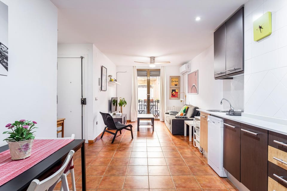 Kitchen or kitchenette, Living room