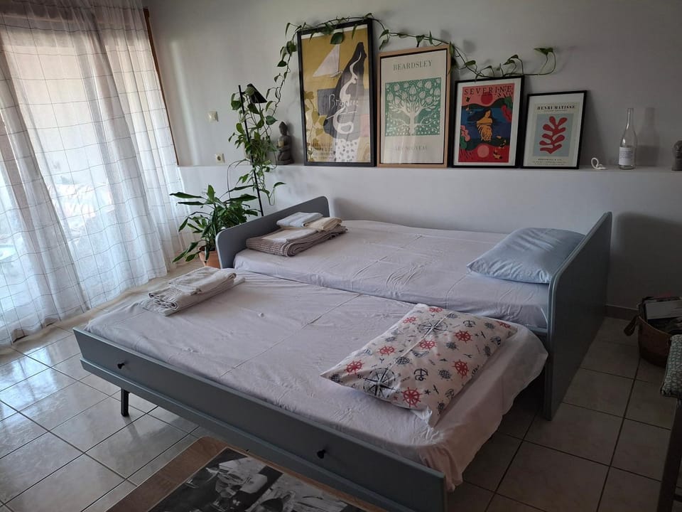 The lodge by Naya Apartment in Kavala