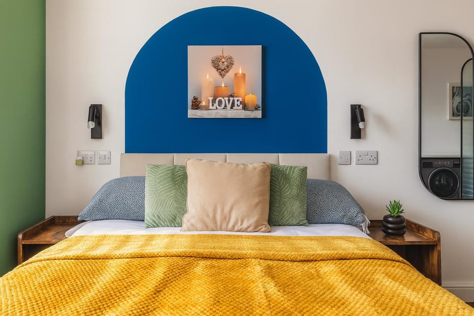 Bed, Bedroom