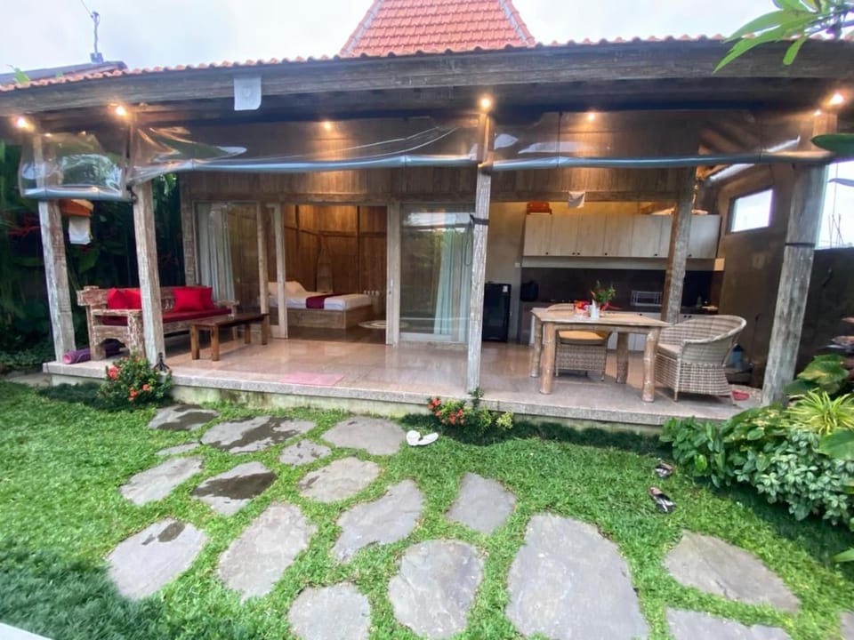 VILLA ONE BEDROOM With PRIVATE POOL UBUD Villa in Abiansemal