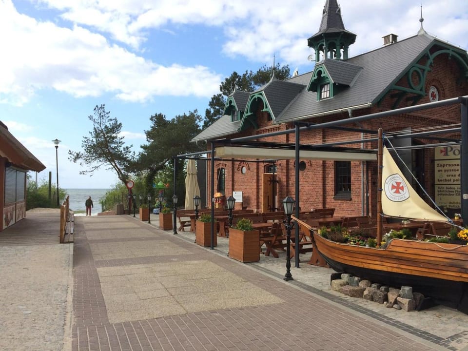 HolidayHomePL Slava New 608 z sypialnią i widokiem na morze Apartment in Miedzyzdroje