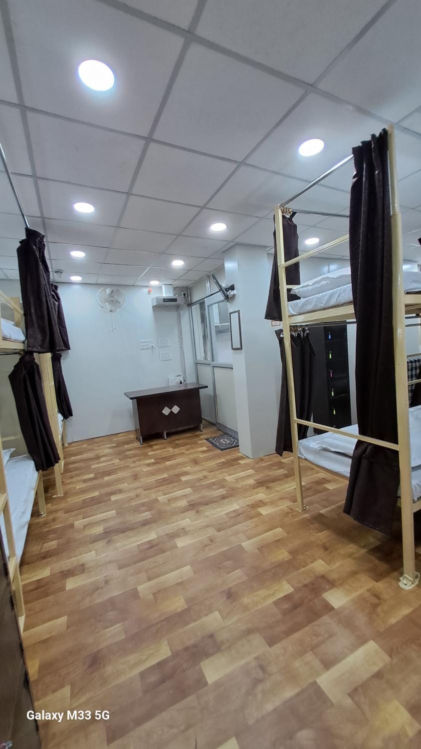 Bedroom, Area and facilities, room service