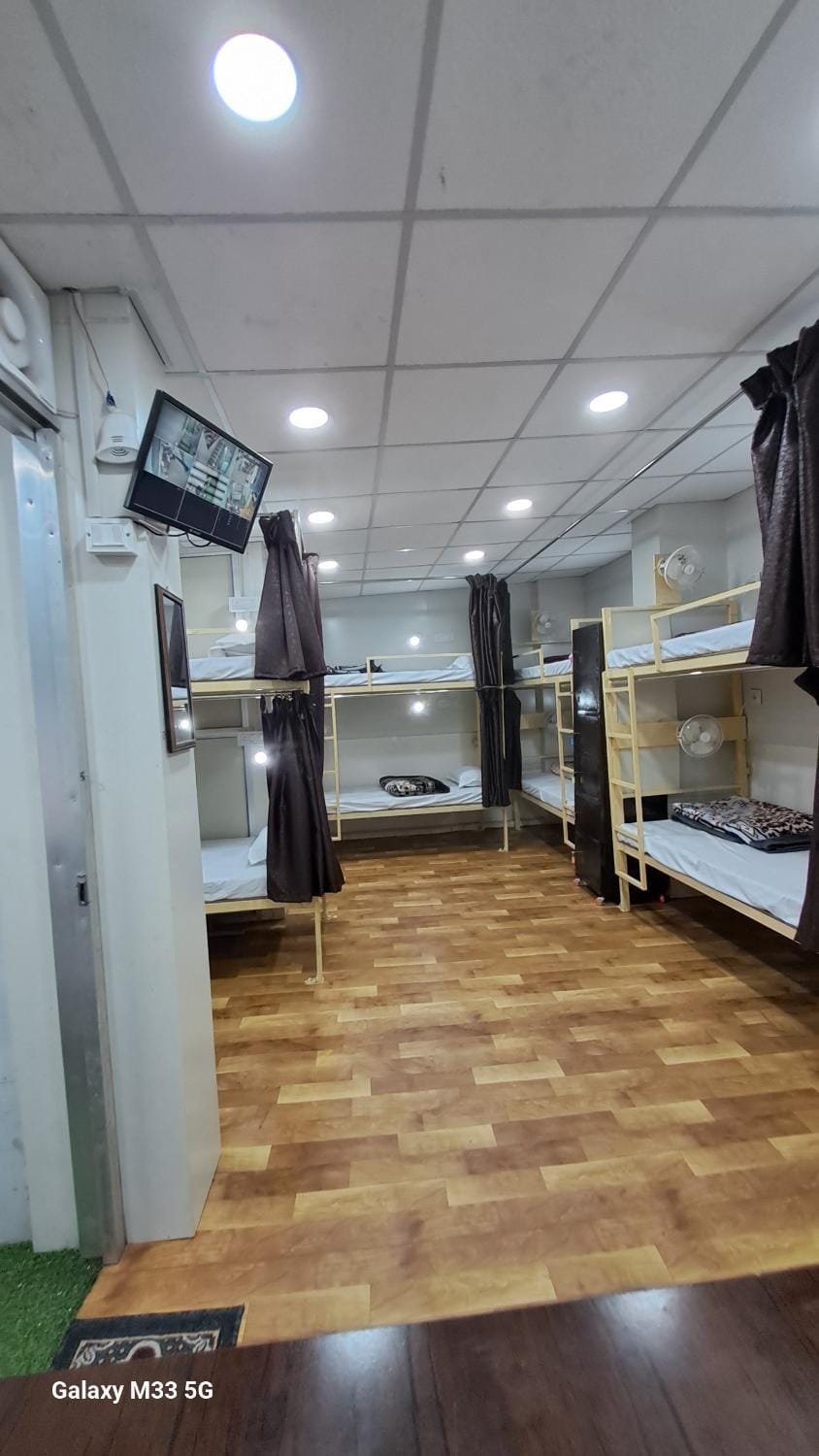 Bed, bunk bed, room service
