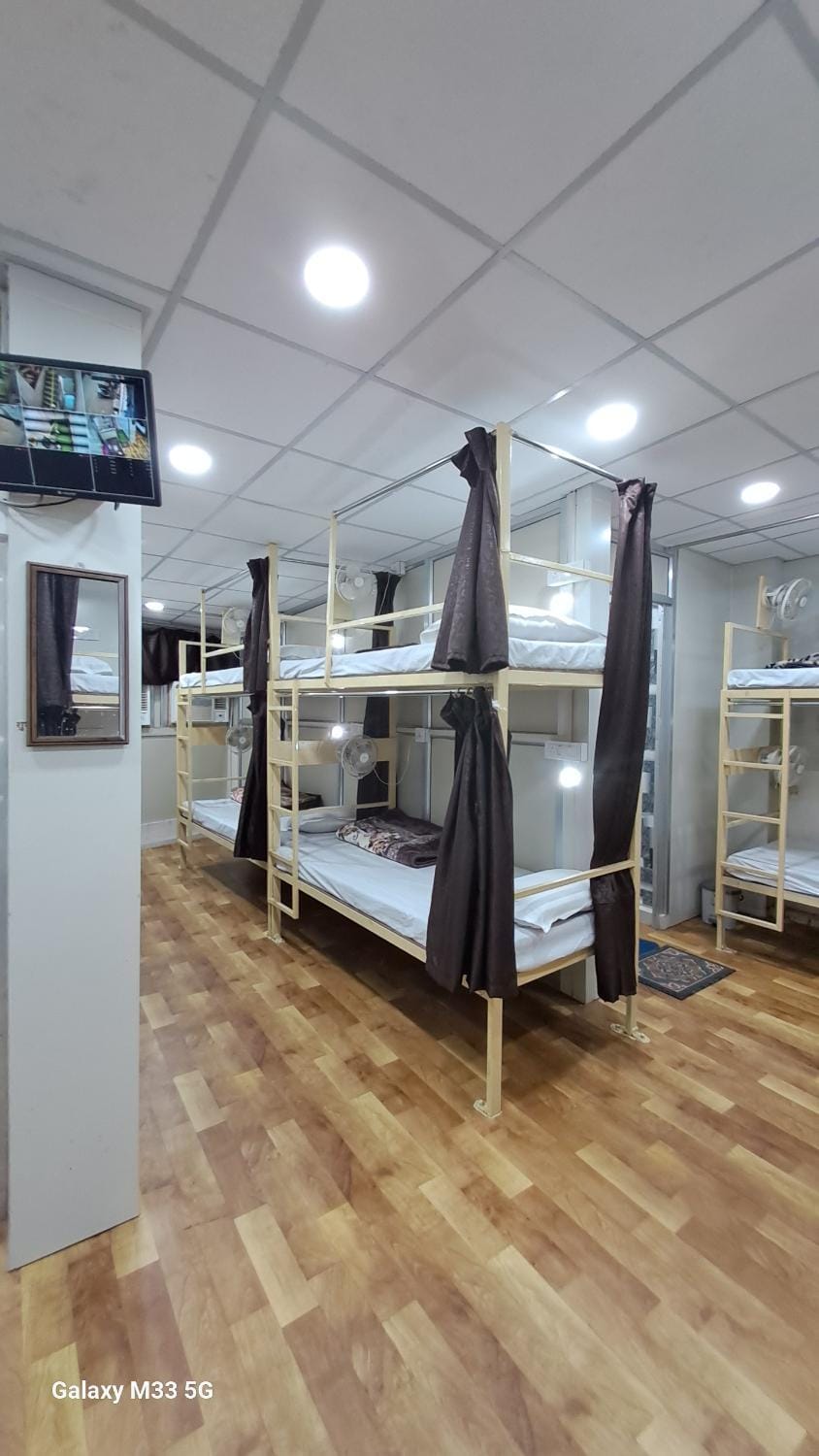 Bed, bunk bed