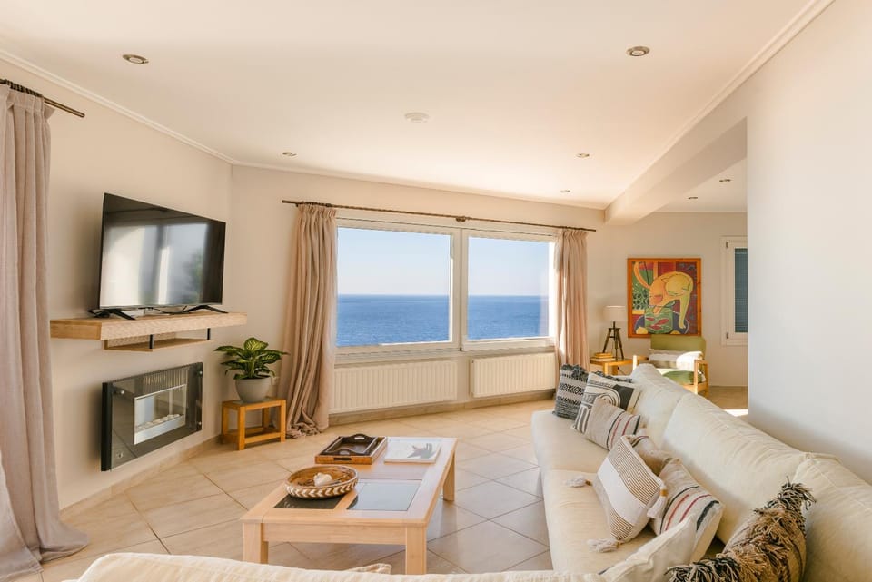 Living room, Sea view