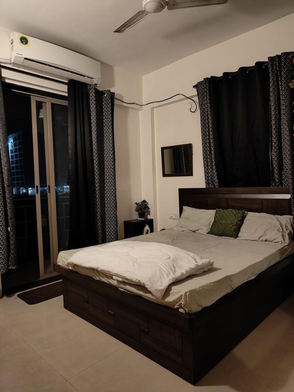 Pathak's 2BHK House, Pune Apartment in Pune