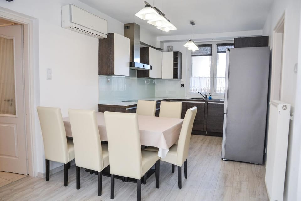 Helga apartman Apartment in Hungary