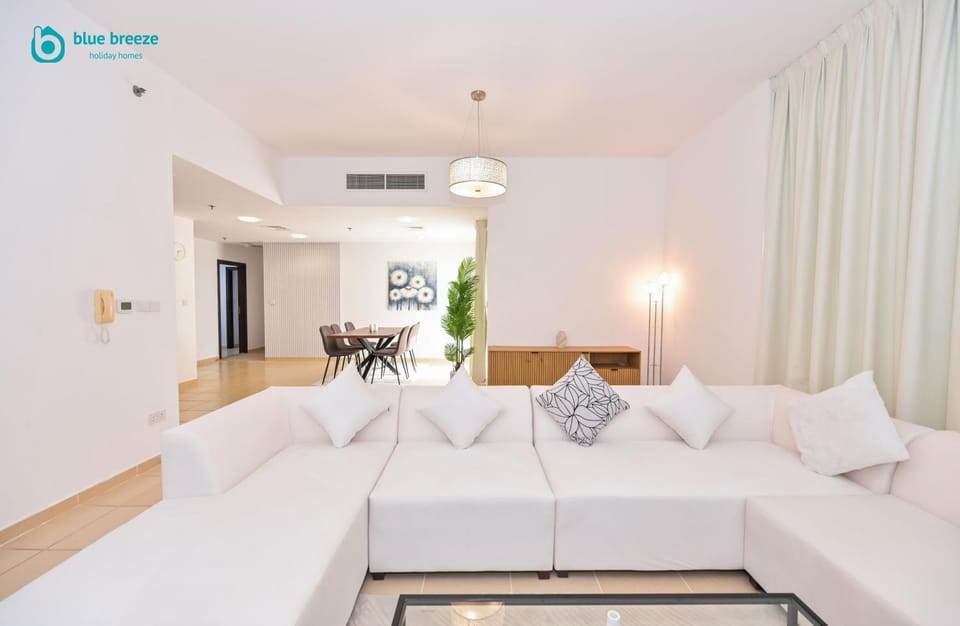 Living room, Photo of the whole room, Seating area, air conditioner