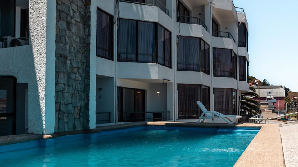 Bird's eye view, Sea view, Swimming pool