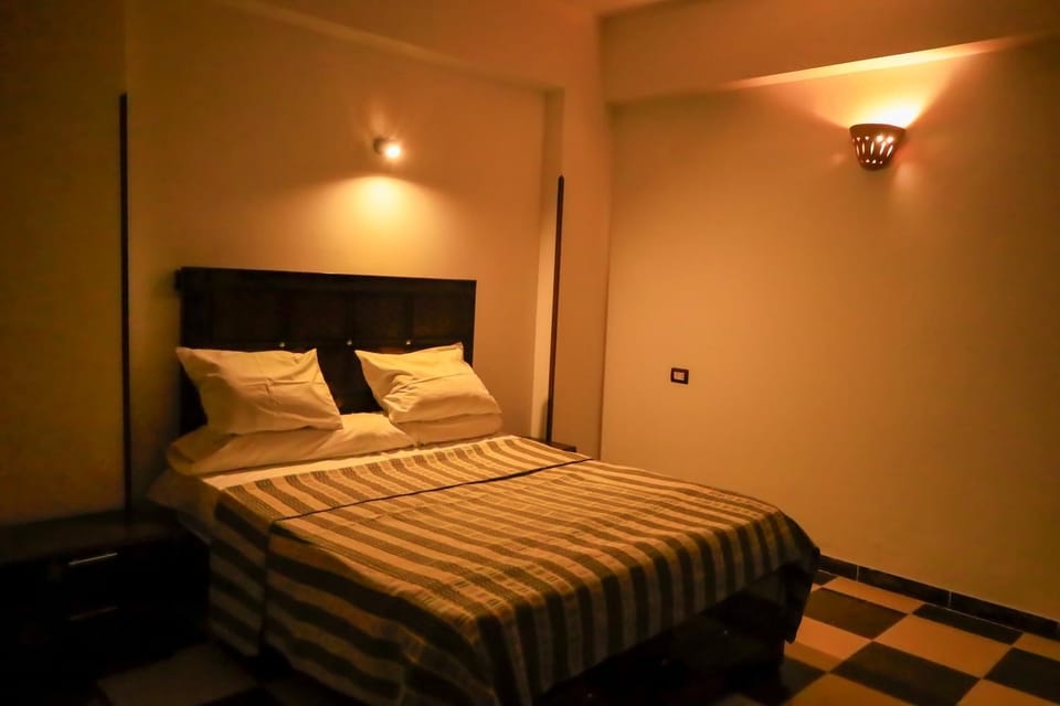 Property building, Bed