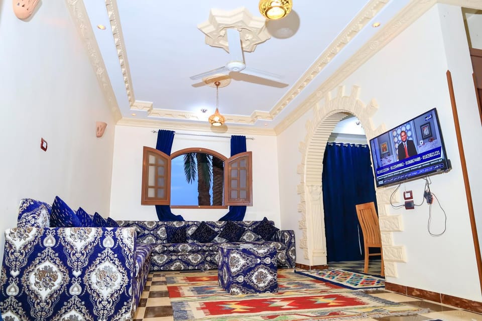 Property building, Communal lounge/ TV room, Living room, Lounge or bar
