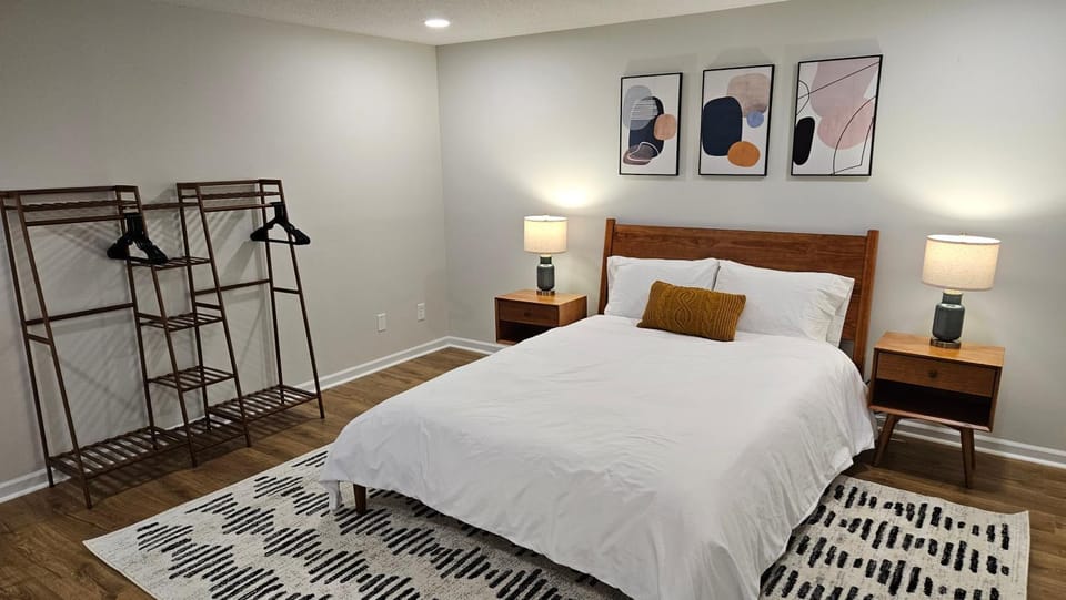 Bed, Bedroom