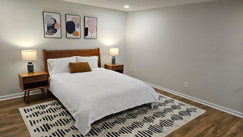 Bed, Bedroom
