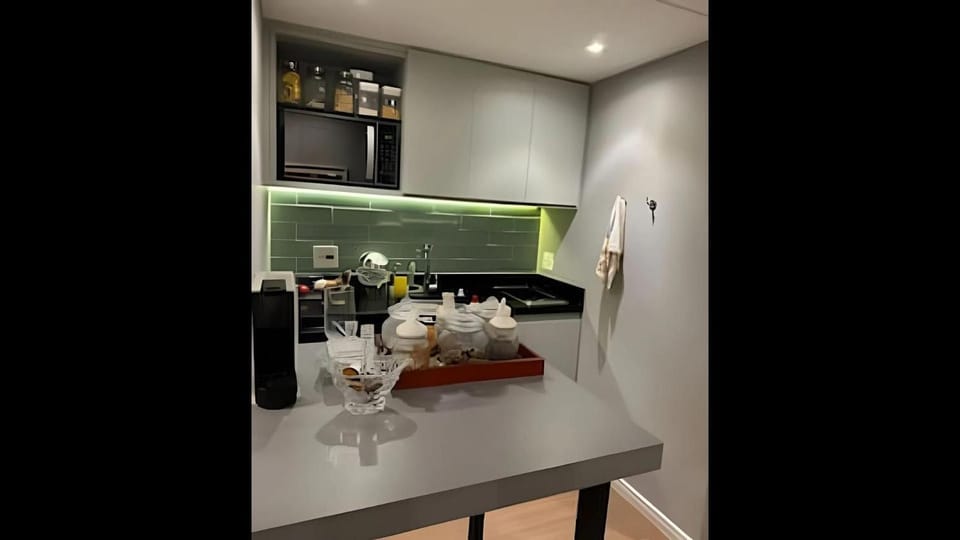 Kitchen or kitchenette, Bedroom