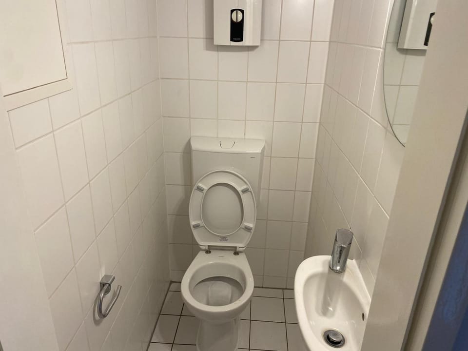 Toilet, Bathroom