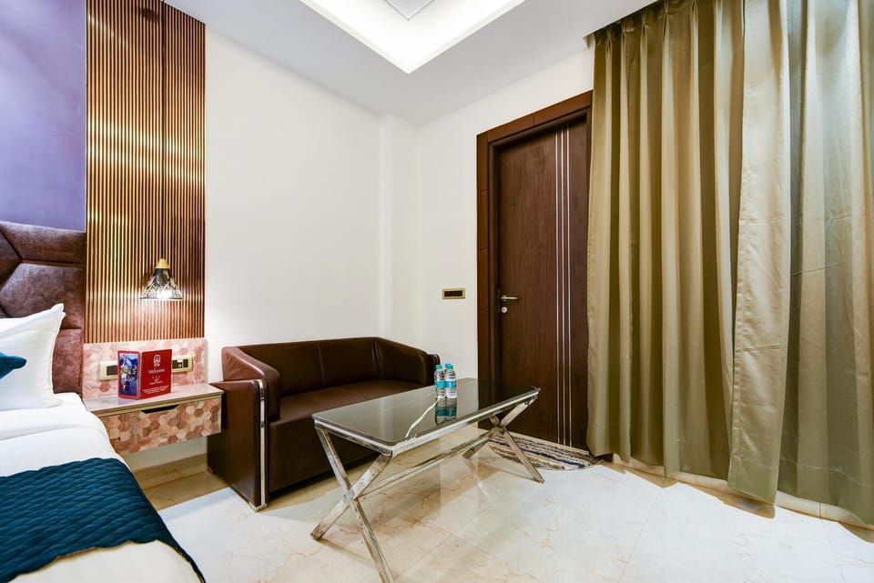 The Grand Plaza Hotel in Noida