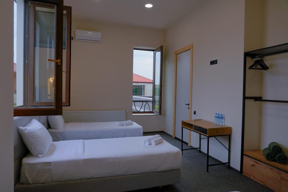 Bed, Bedroom, Drinks, air conditioner