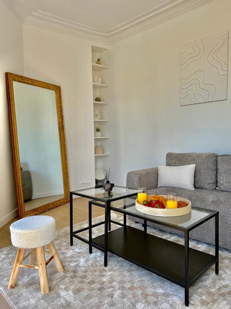 Appartement élégant aux portes de Paris Apartment in Paris