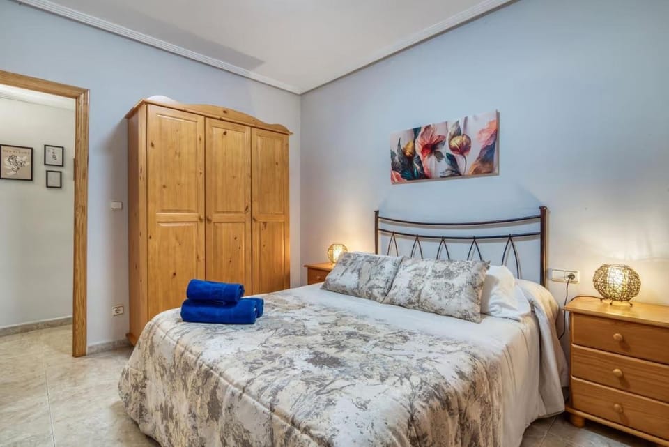 Bed, Photo of the whole room, Bedroom, towels, wardrobe