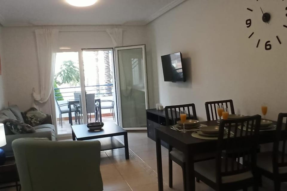 TV and multimedia, Living room, Dining area