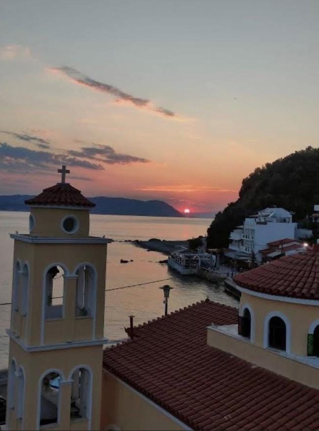 SEA HOME Accommodation Bed and Breakfast in Sporades, Greece