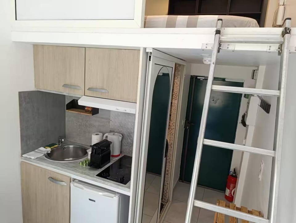 Studio climatisé Apartment in Nice