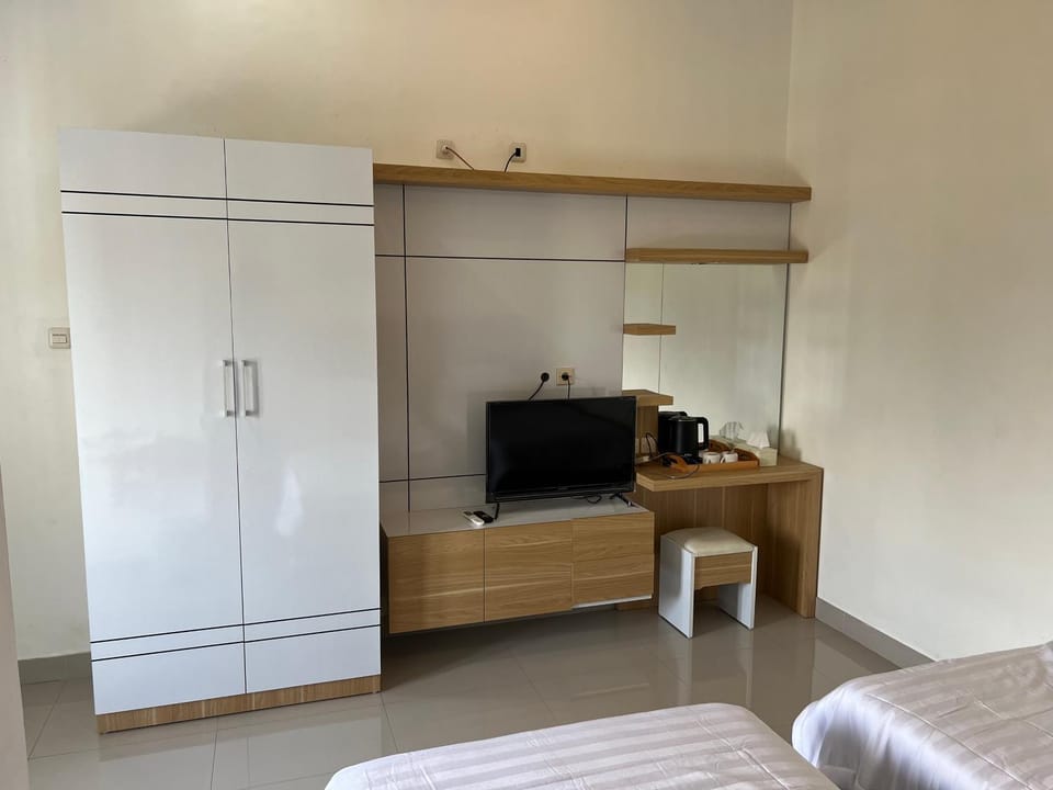 Backyard Guest House Bed and Breakfast in West Java