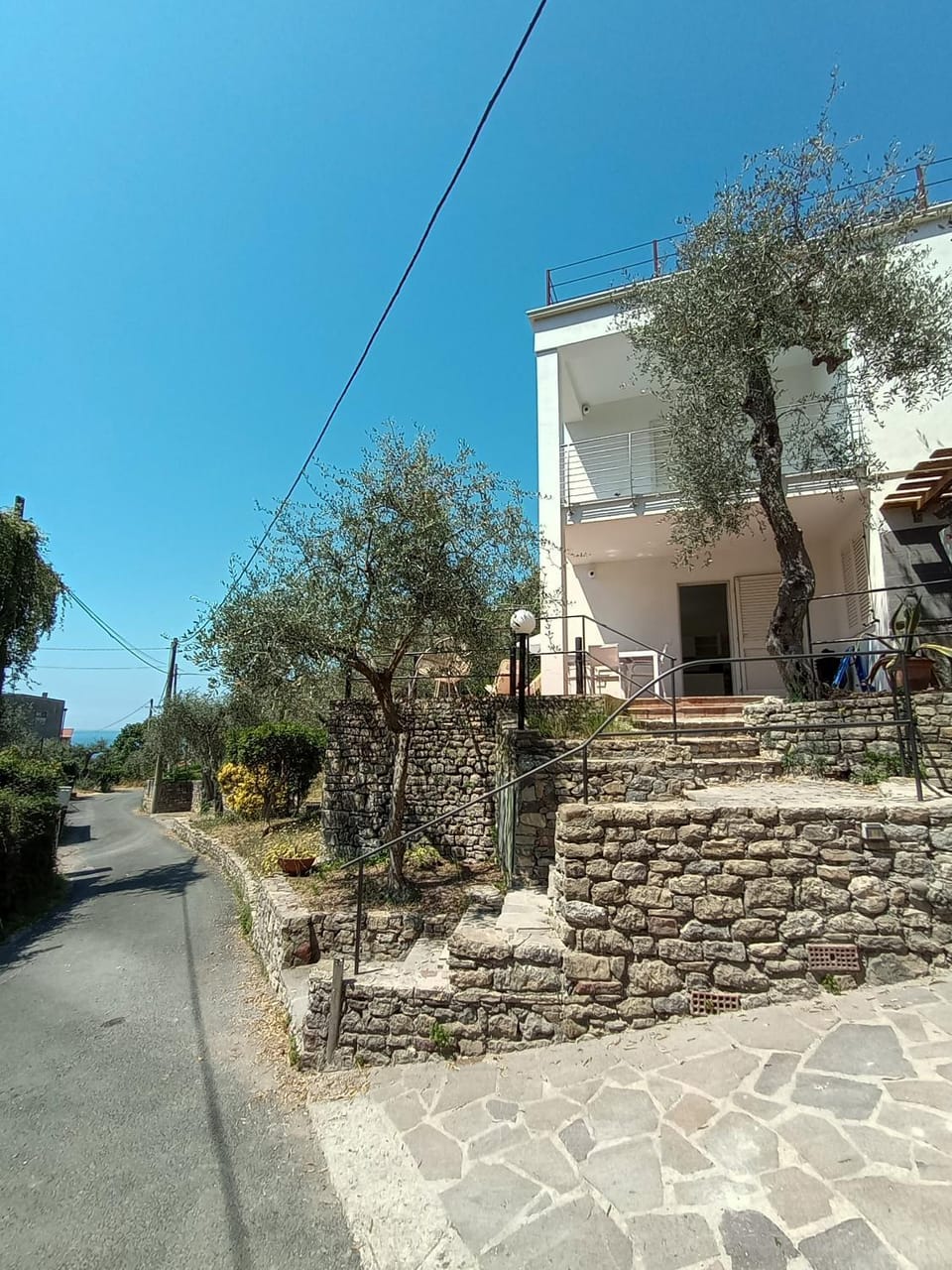 Property building, Street view