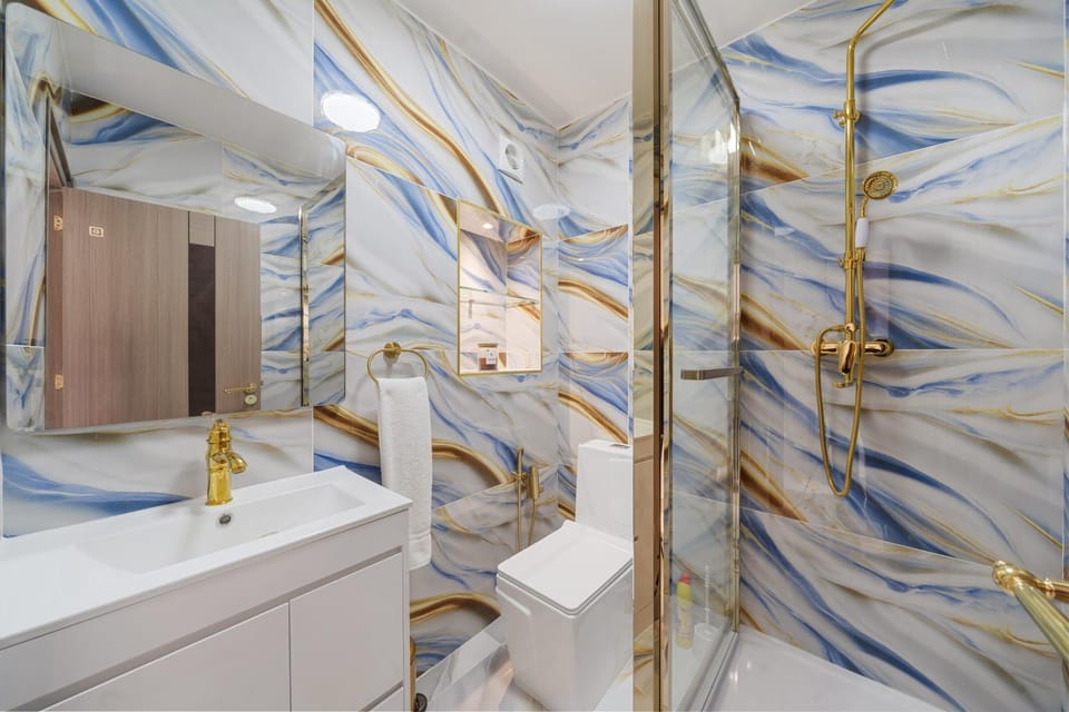 Shower, Bathroom