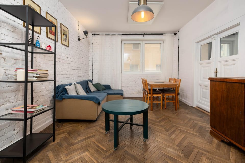 Kitchen or kitchenette, Living room, Photo of the whole room, Seating area, Dining area